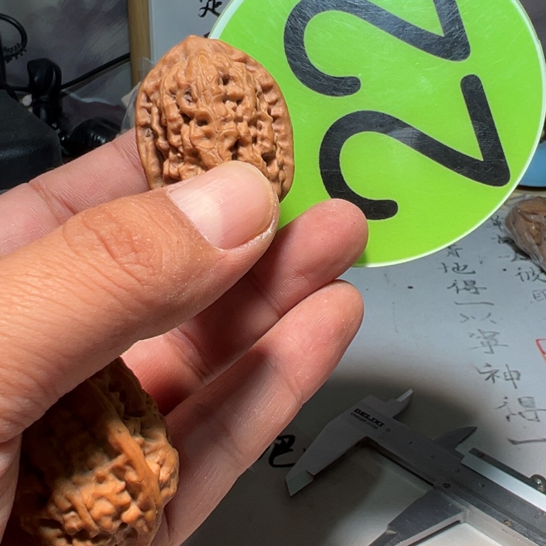 時***文玩核桃，绿色22号