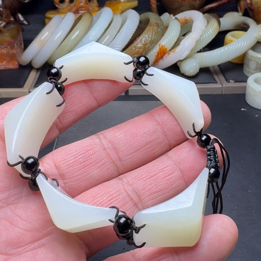 和田玉手链未镶嵌