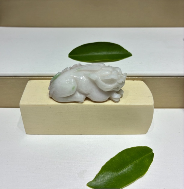 独山玉粉色貔貅吊坠未镶嵌尺寸45.4×23.7×18雕刻女款