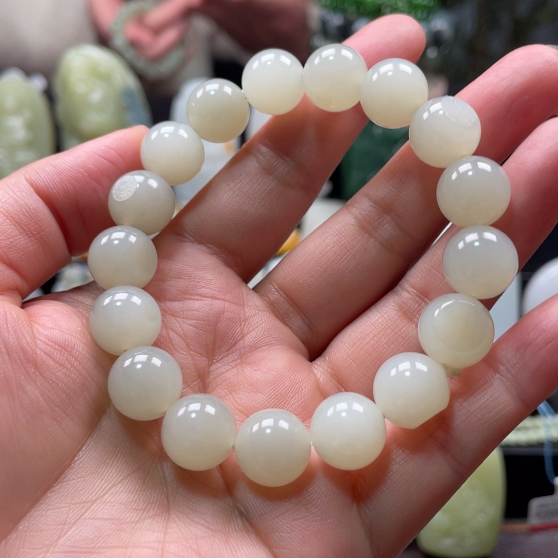 和田玉手串未镶嵌