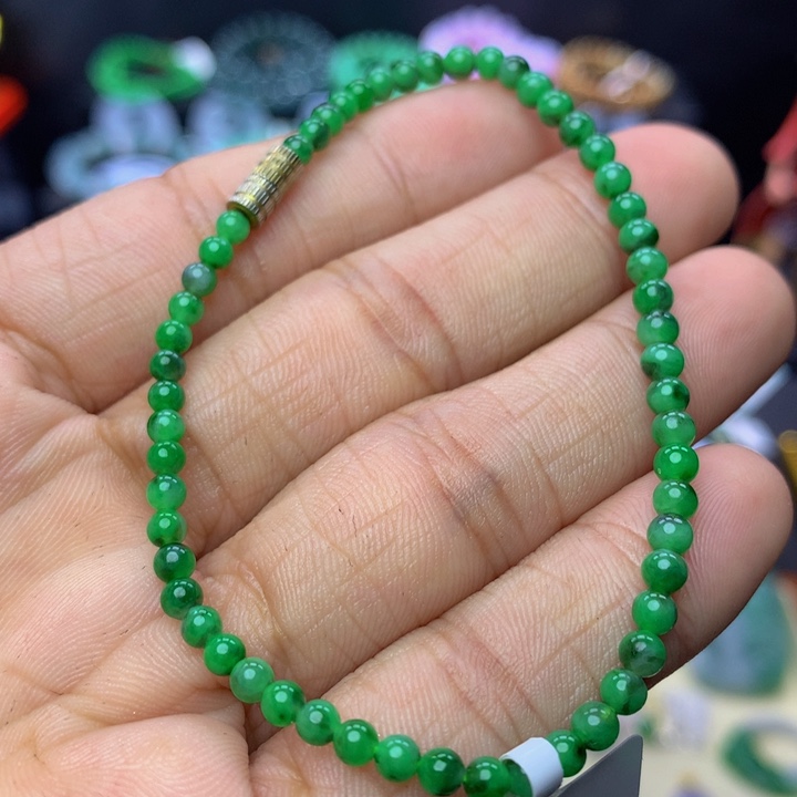 翡翠手链未镶嵌翡翠 3.6 