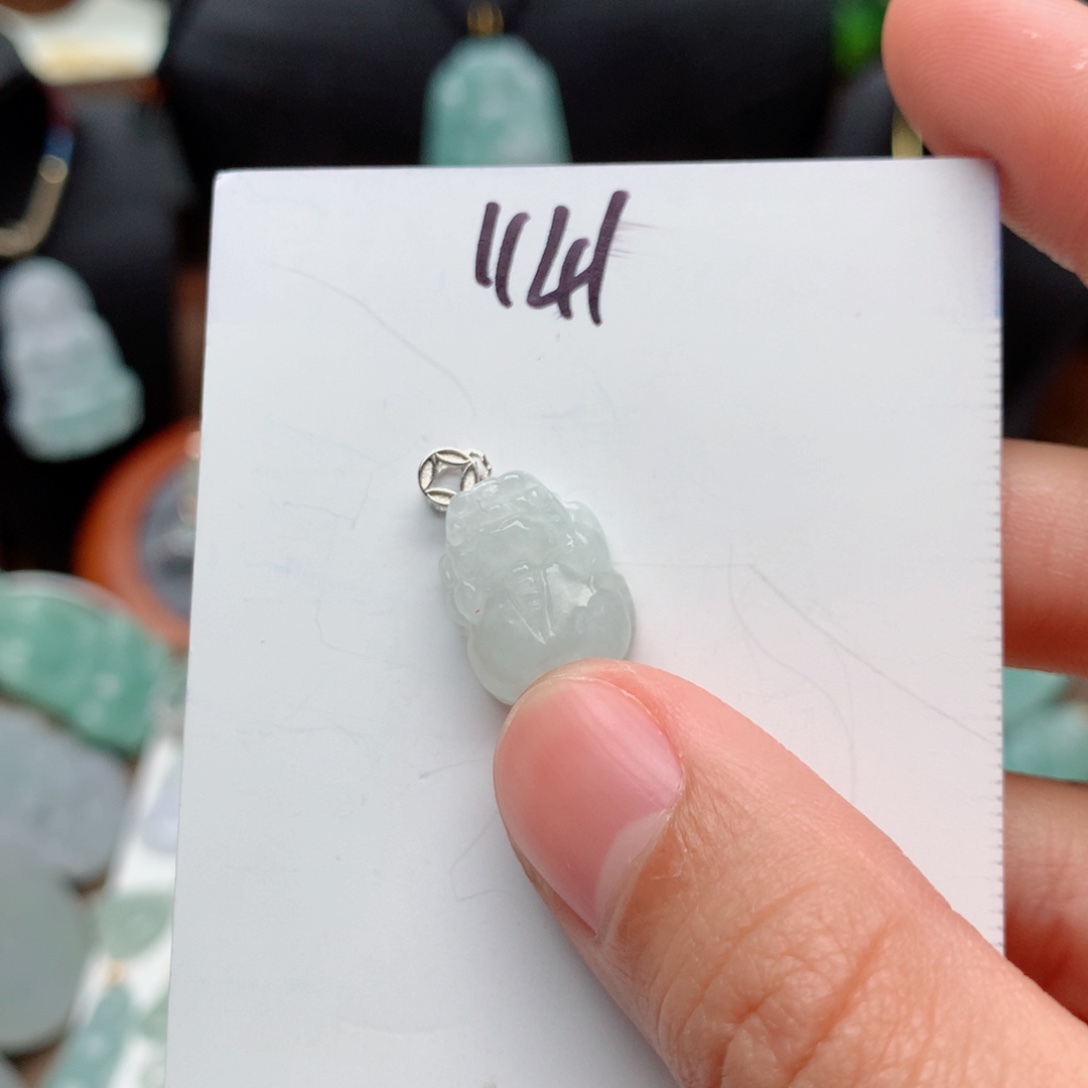 翡翠颈饰银S925镶嵌吊坠