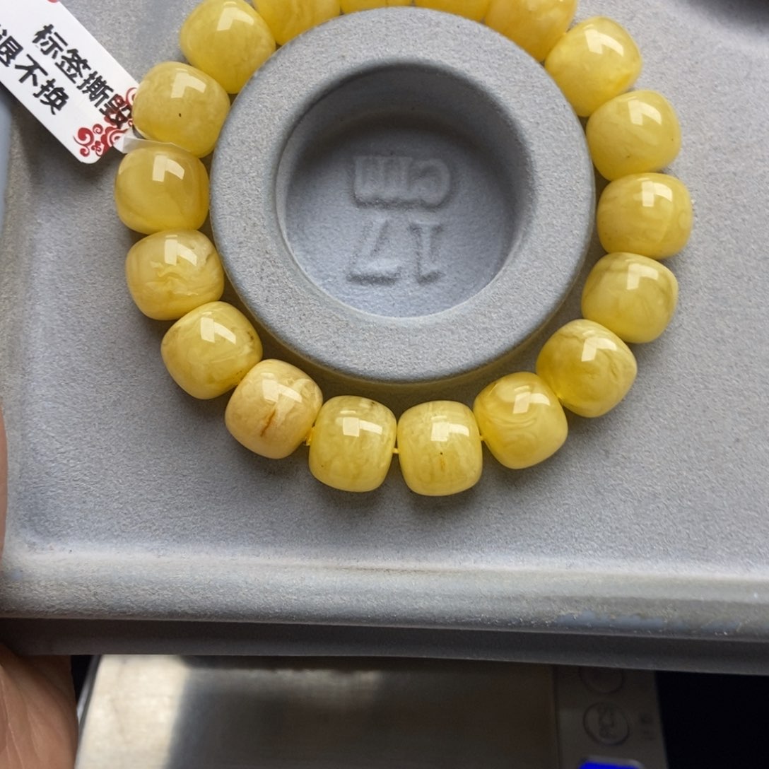 蜜蜡珠宝奇石未镶嵌