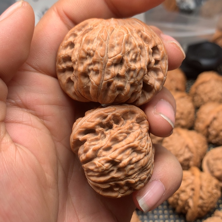 文玩核桃把件半*板核桃