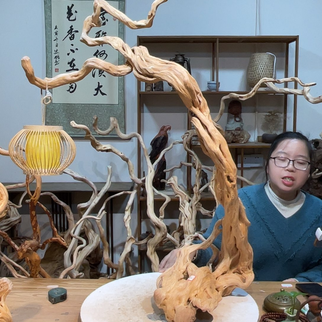 香杉木～**～杜鹃根根艺摆件