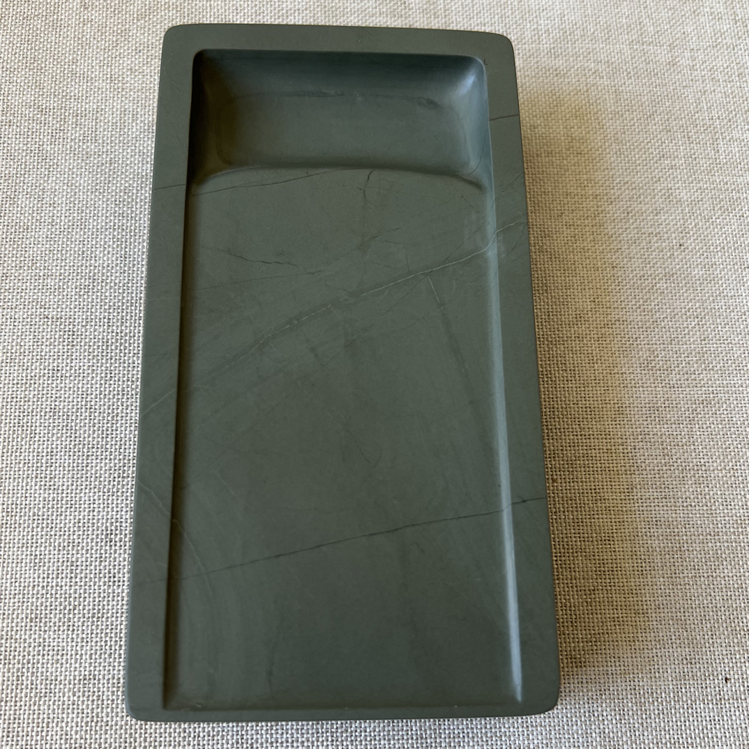 洮河砚；水泉新坑躺池砚，规格：15/8/2.6厘米