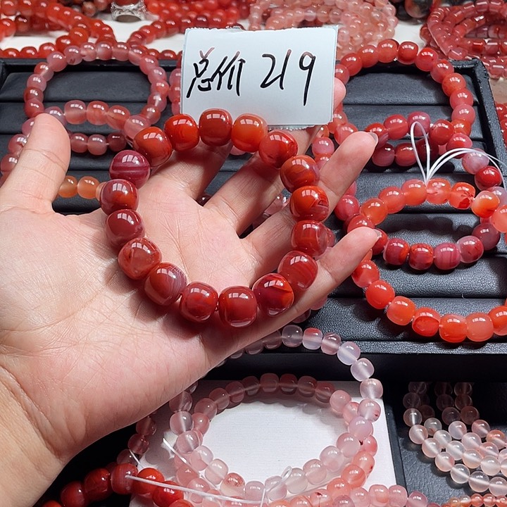 亚***明手链未镶嵌南红玛瑙