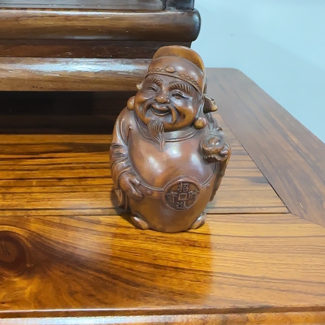 用***7黄杨木摆件一个手把件