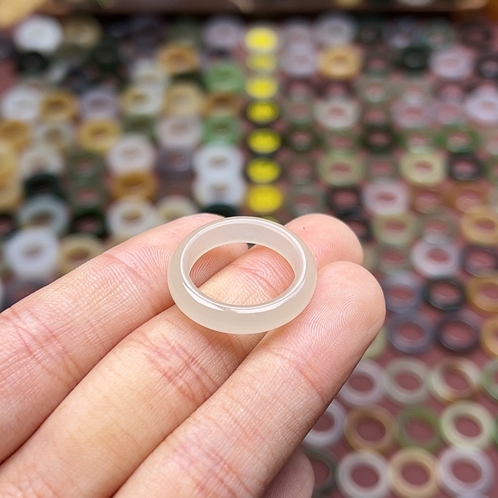 和田玉戒指未镶嵌13码冰白