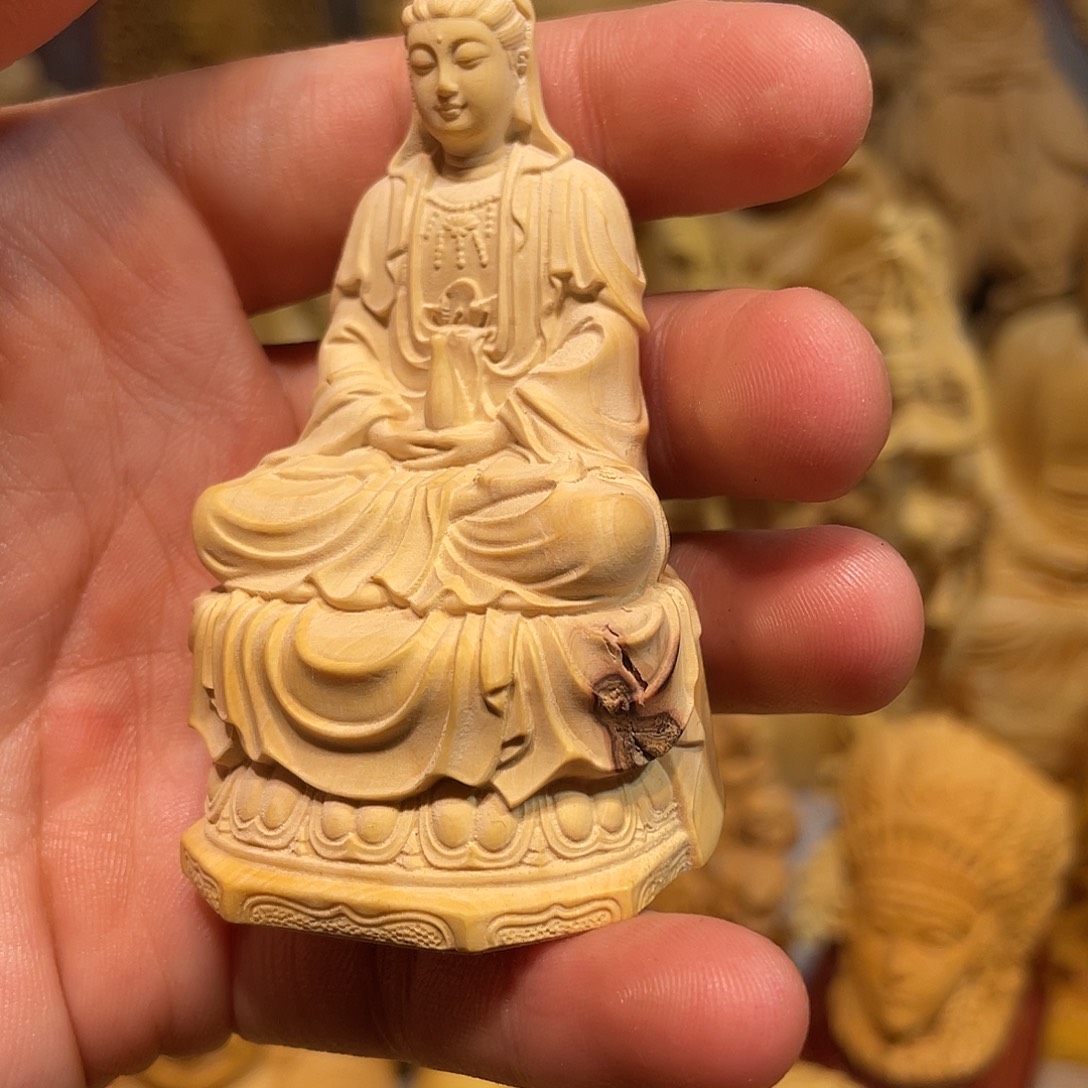 黄杨木瑕疵坐莲观音