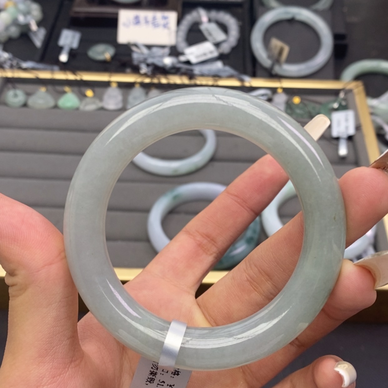 【闪购商品】未镶嵌手镯翡翠