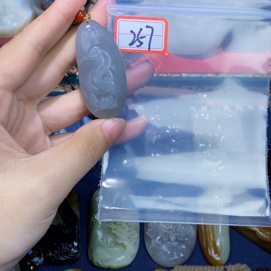 和田玉未镶嵌和田玉边角料随机发