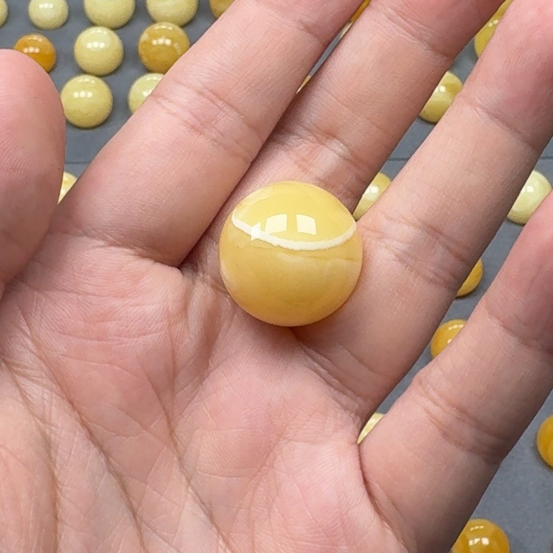 蜜蜡裸石未镶嵌纯天然