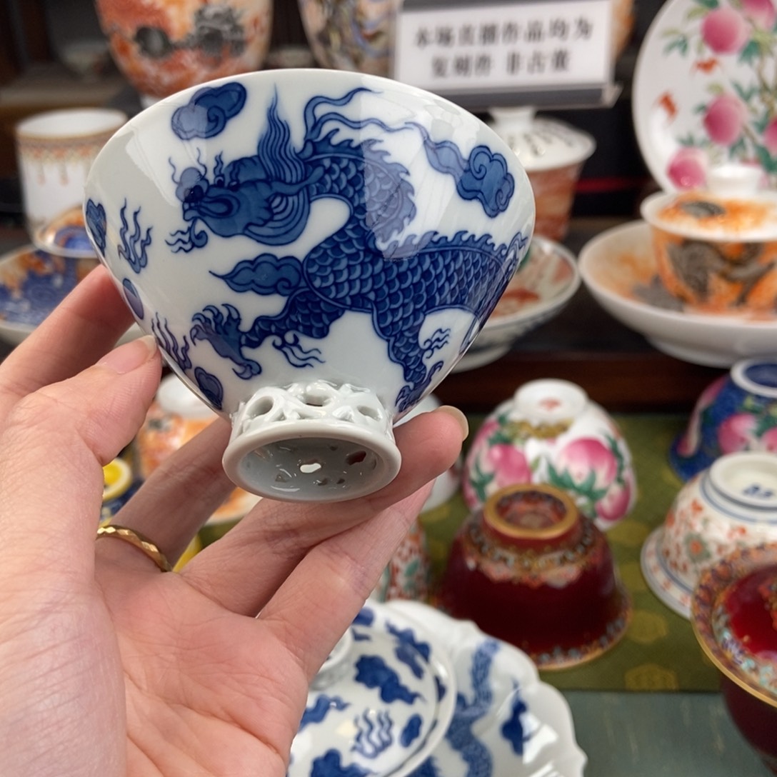 陶瓷设计风格现代文学艺术作品