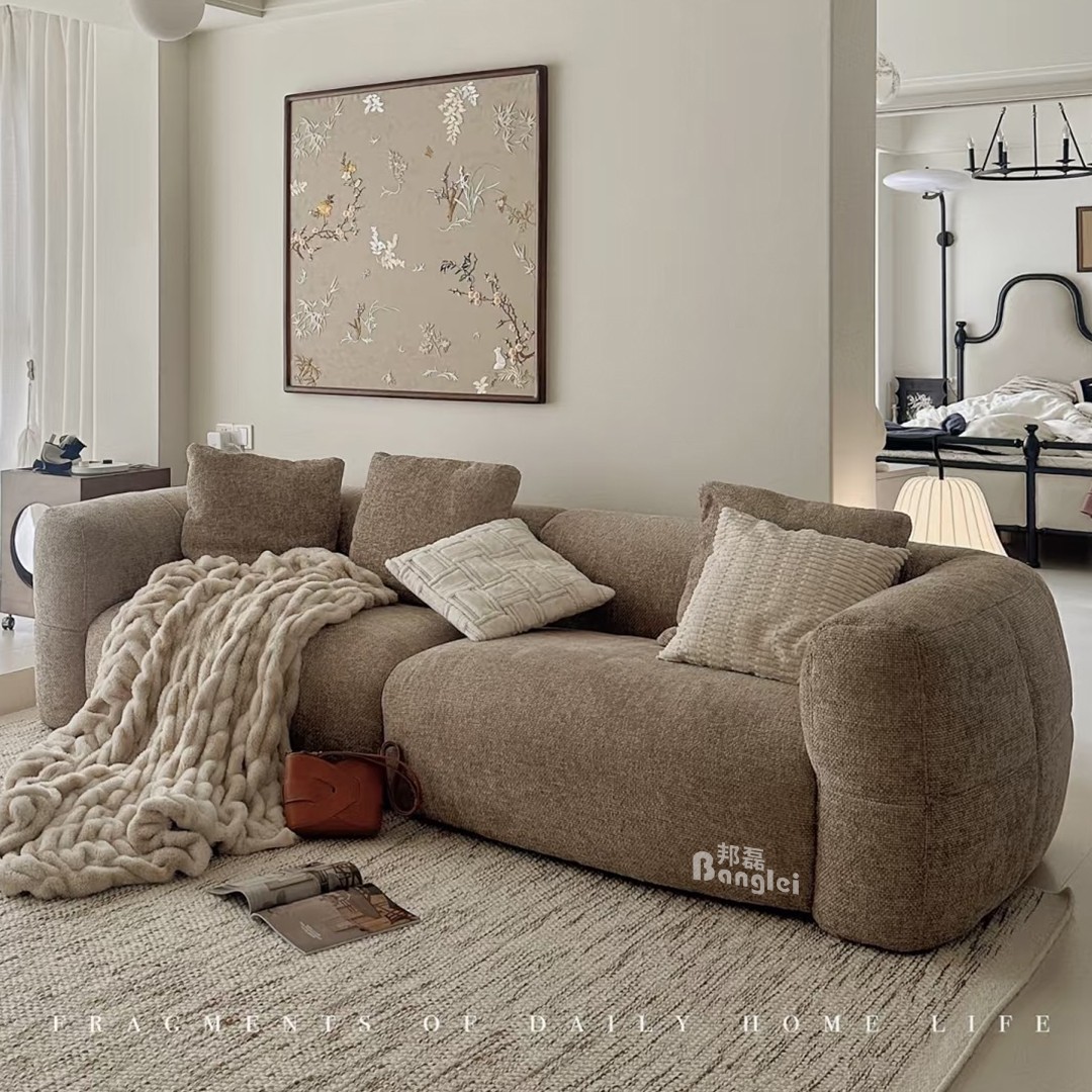 法式复古奶油风大白简约客厅直排创意别墅个性小户型现代布艺沙发