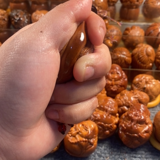 橄榄核吊坠独款三面