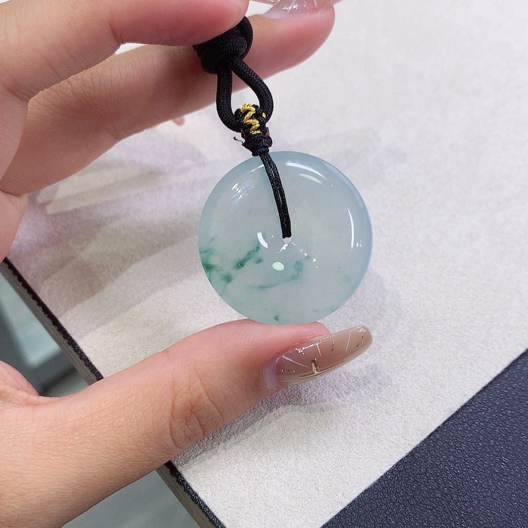 翡翠未镶嵌吊坠(不含链)29.8-6.4