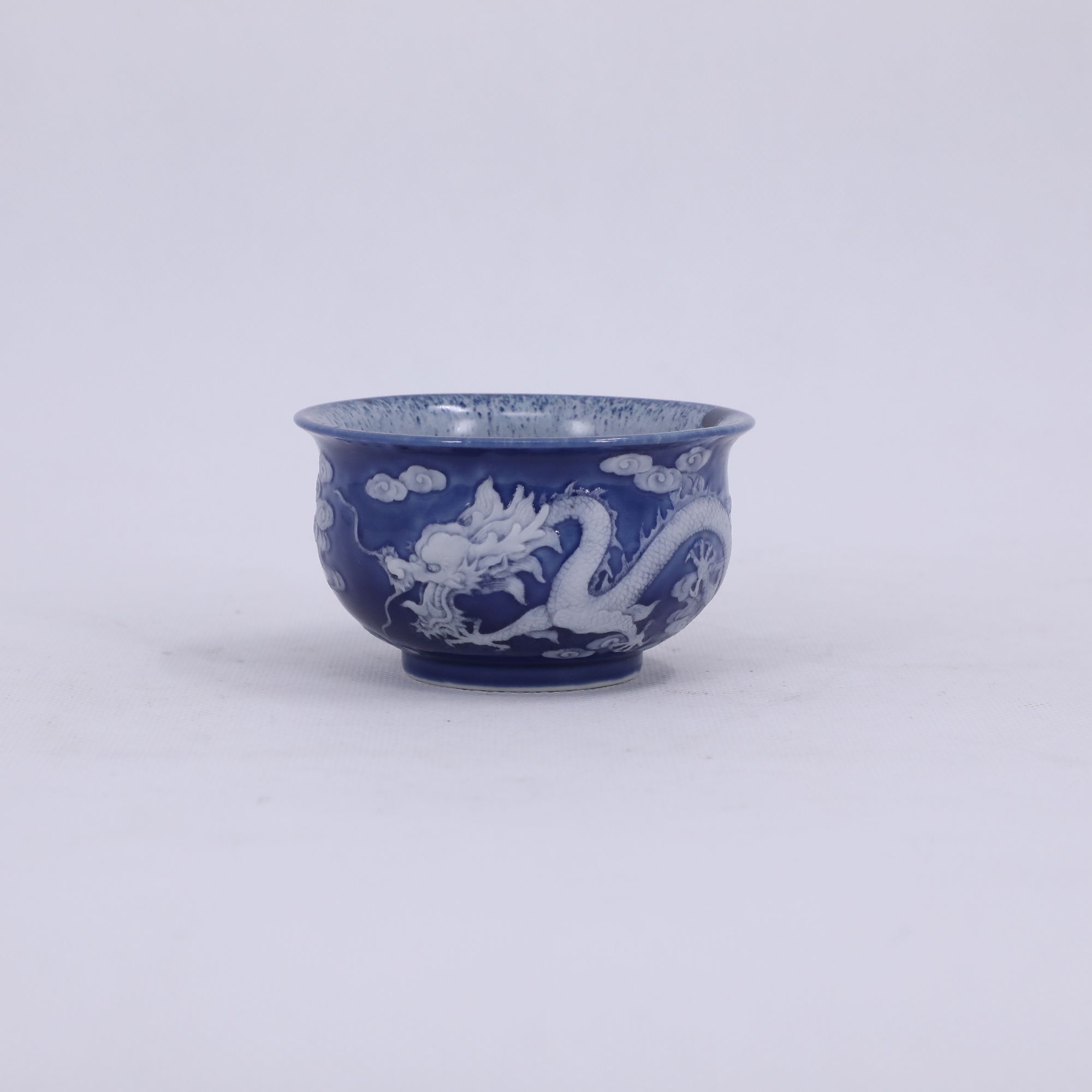 古陶瓷/祭兰雕白龙纹杯LOT1758-筐2