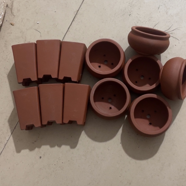 花盆紫砂签筒口5高8，香炉口7.5高4.5