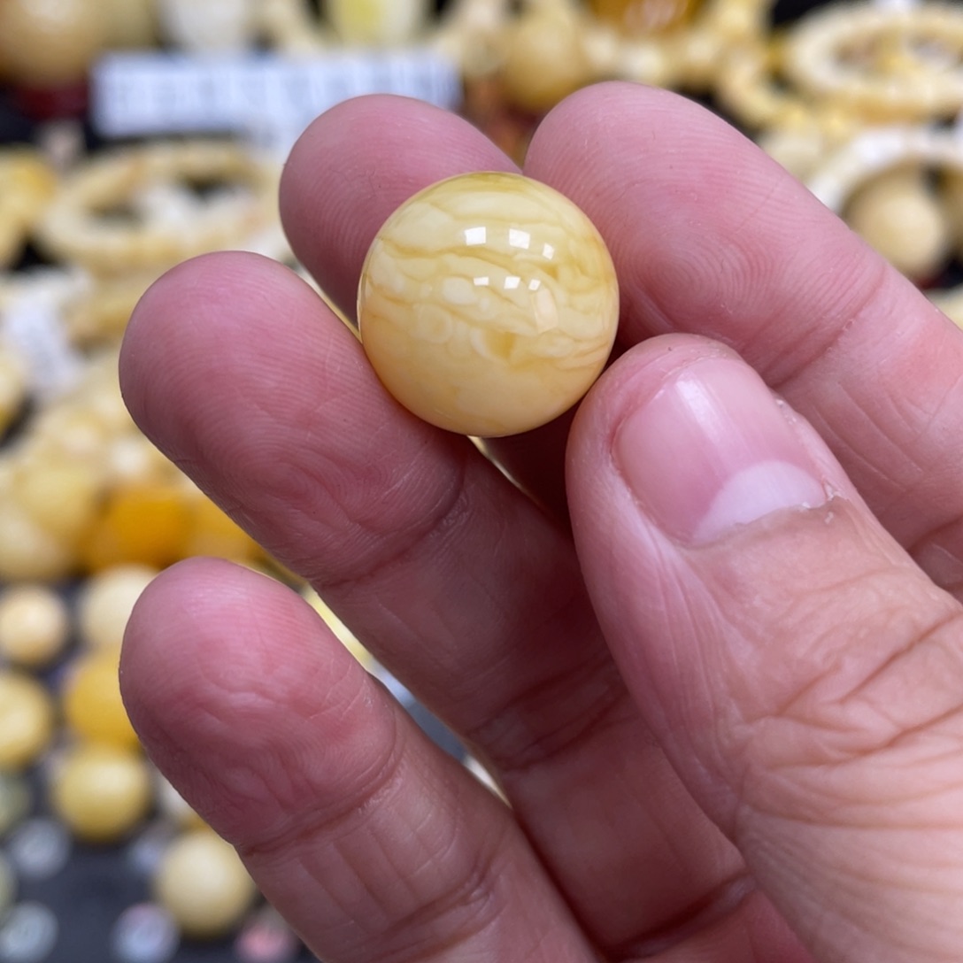 琥珀珠宝奇石未镶嵌16.2mm皮色