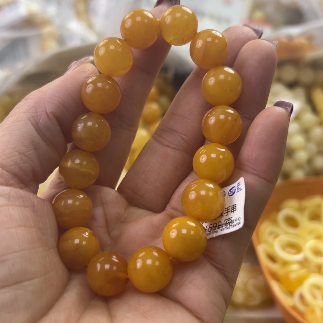 琥珀珠宝奇石未镶嵌