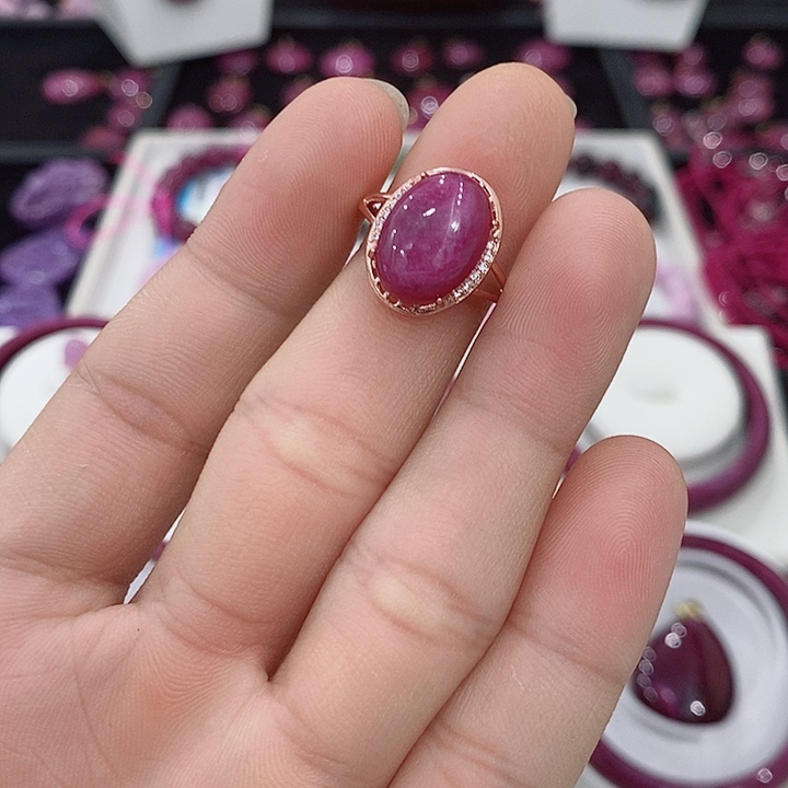 红宝石戒指未镶嵌