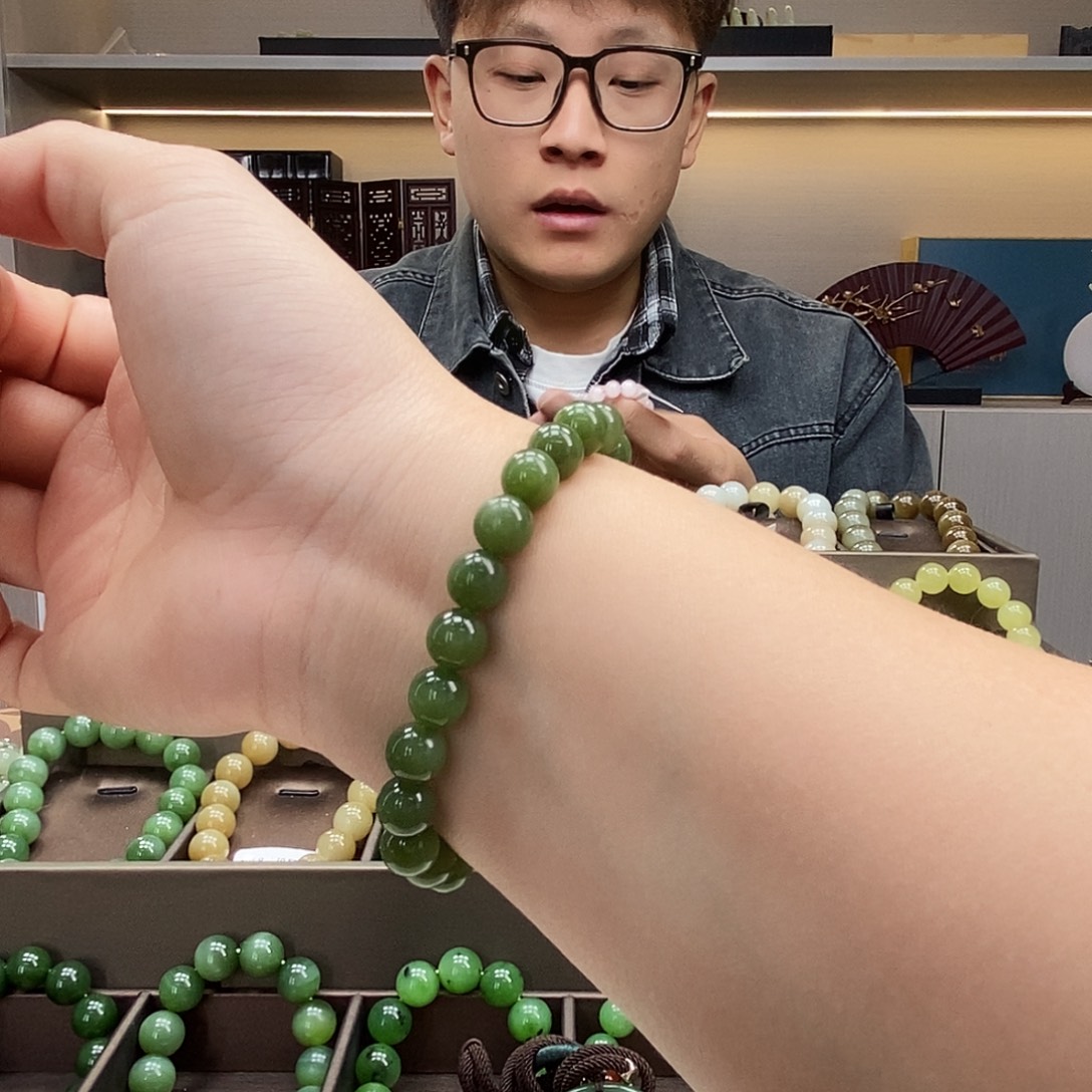 和田玉未镶嵌手串8碧玉