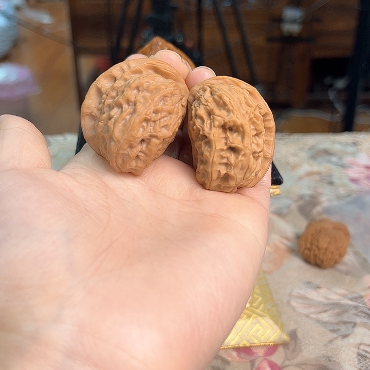 文玩核桃把件非嫁接马老四异形