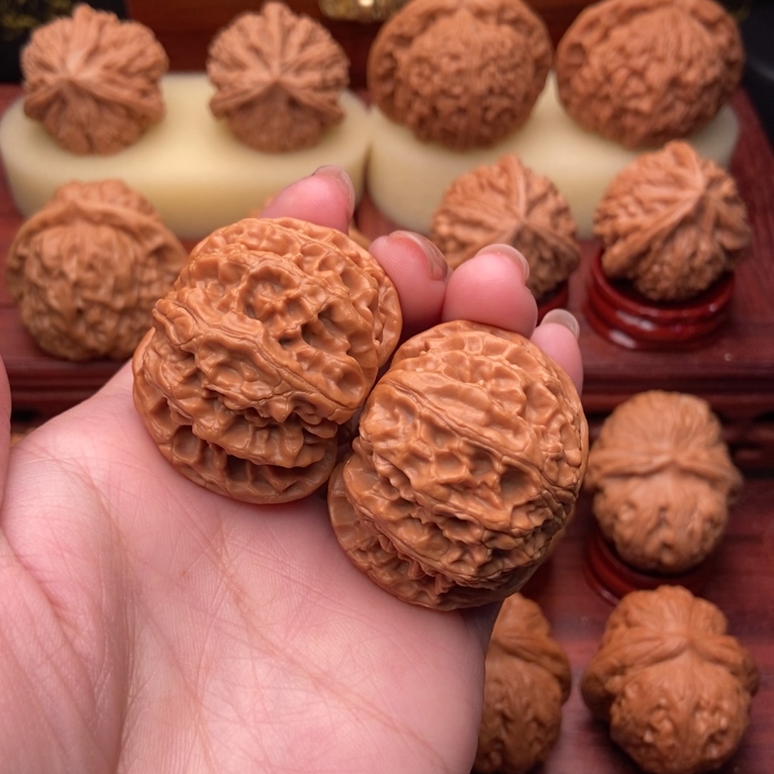 桃核把件0***0苹果园狮子头42