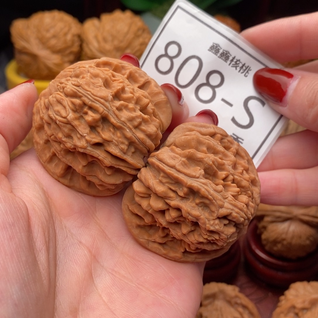 文玩核桃把件汉高楼45