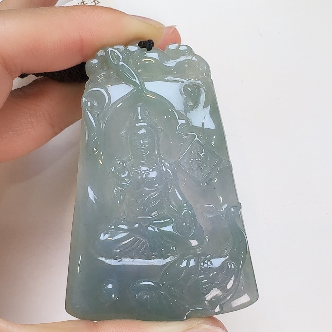 翡翠颈饰未镶嵌阿*普贤菩萨