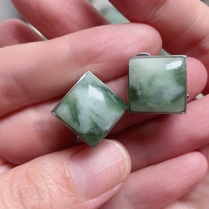 透闪石-蛇纹石玉耳环银S925镶嵌