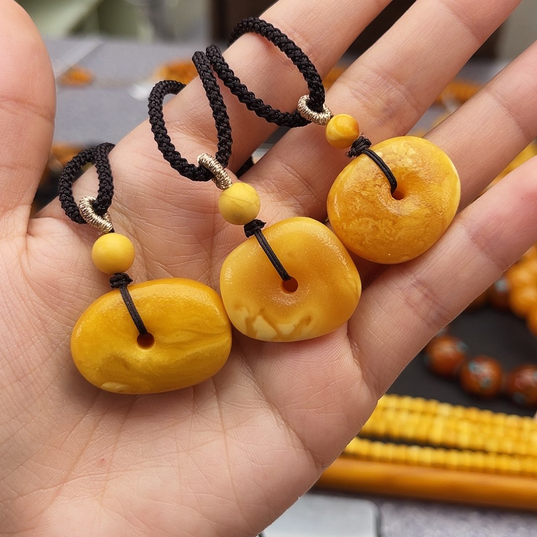 琥珀未镶嵌手链多样性发其一