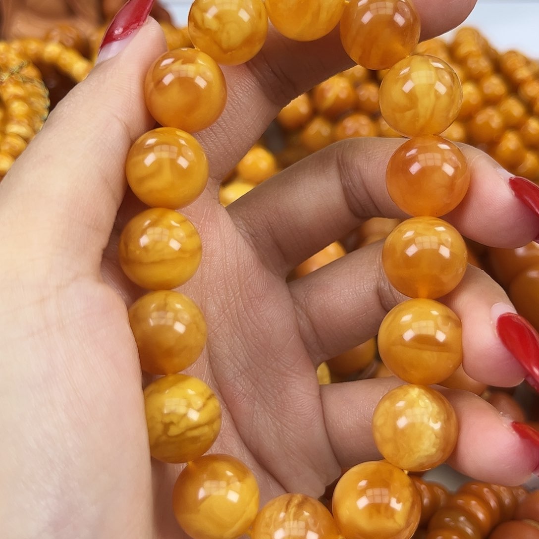 琥珀颈饰未镶嵌蜜蜡