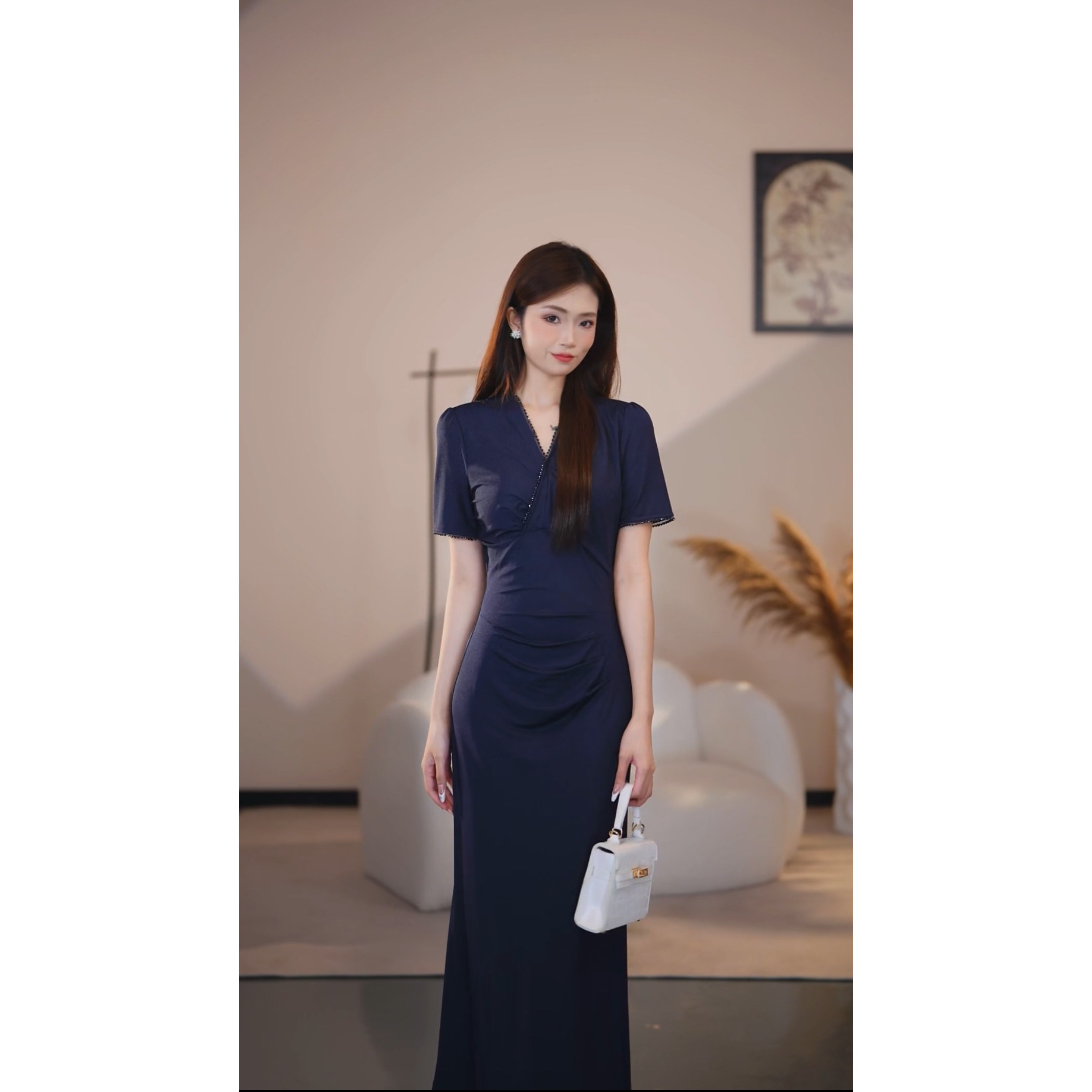 【婉彤】蓝色妖姬 法式轻奢高级感设计收腰鱼尾连衣裙-YL50131