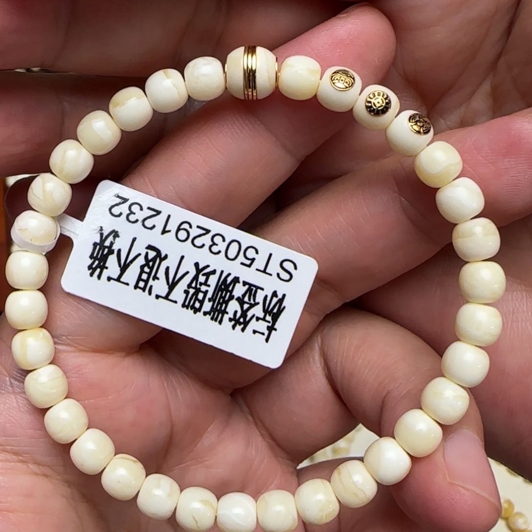 琥珀未镶嵌珠宝奇石6咪