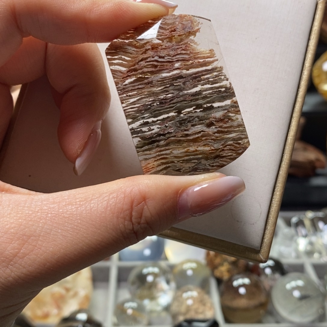 C***冲未镶嵌摆件水晶摆件0000