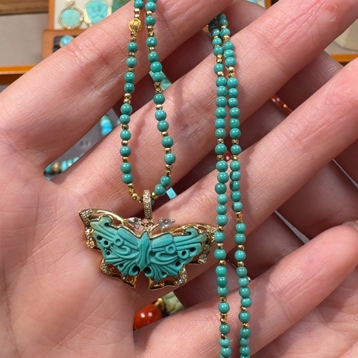 绿松石18K金镶嵌项链蝴蝶