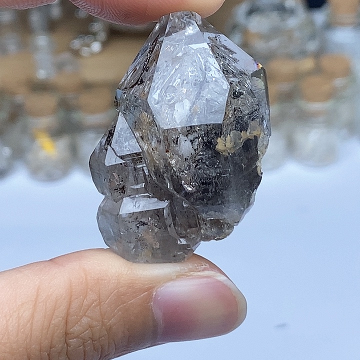 水晶颈饰未镶嵌幼*共生水胆闪灵钻
