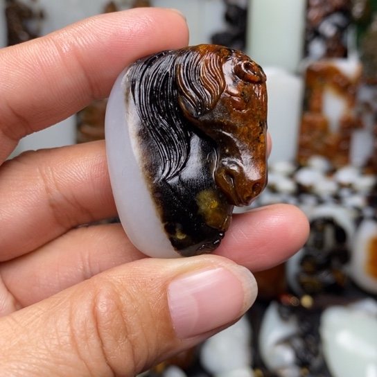 和田玉颈饰未镶嵌