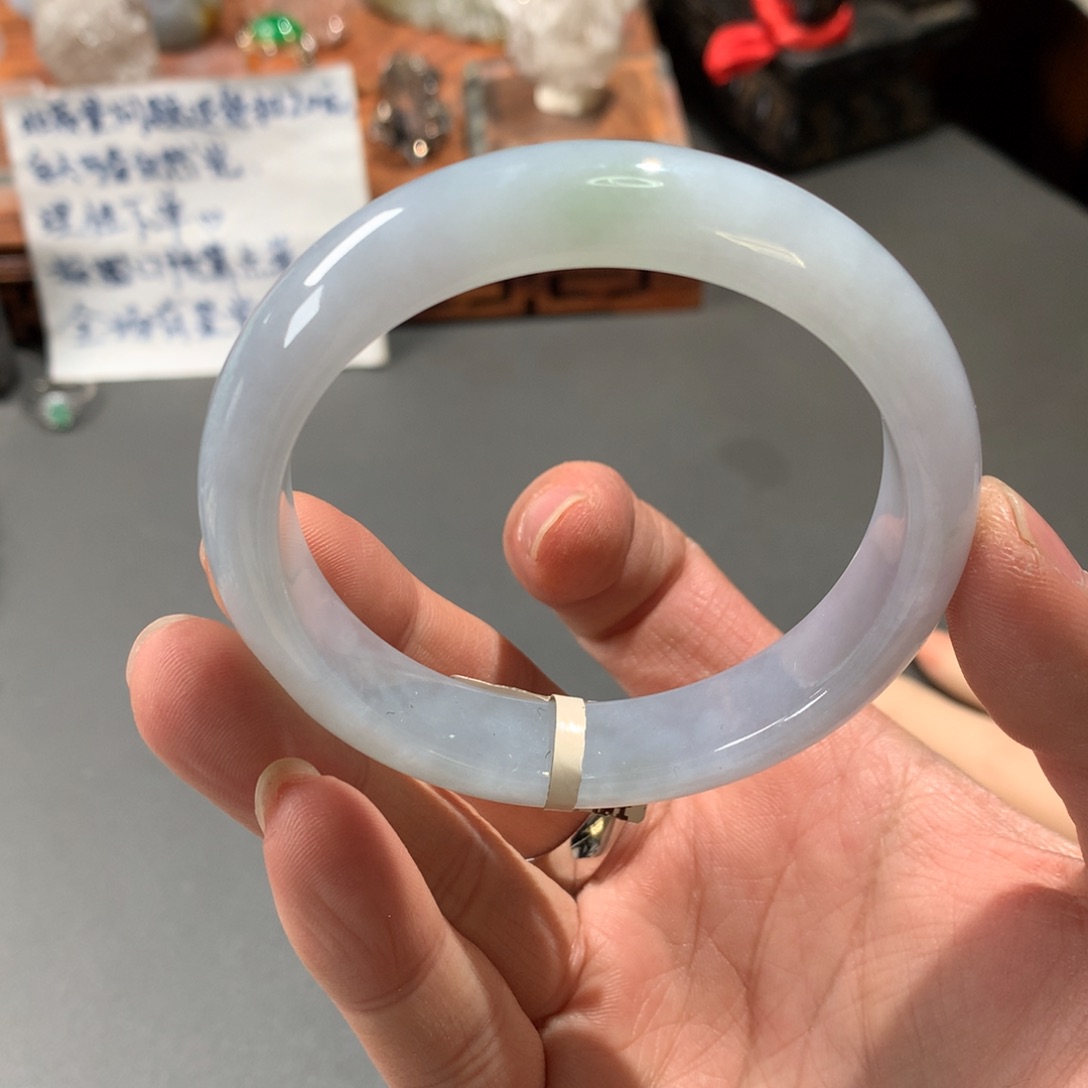 翡翠手镯未镶嵌56.6圈口