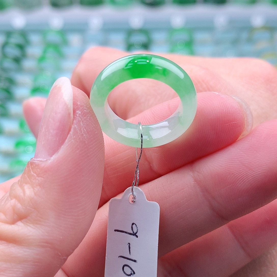 翡翠戒指未镶嵌A货缅甸翡翠