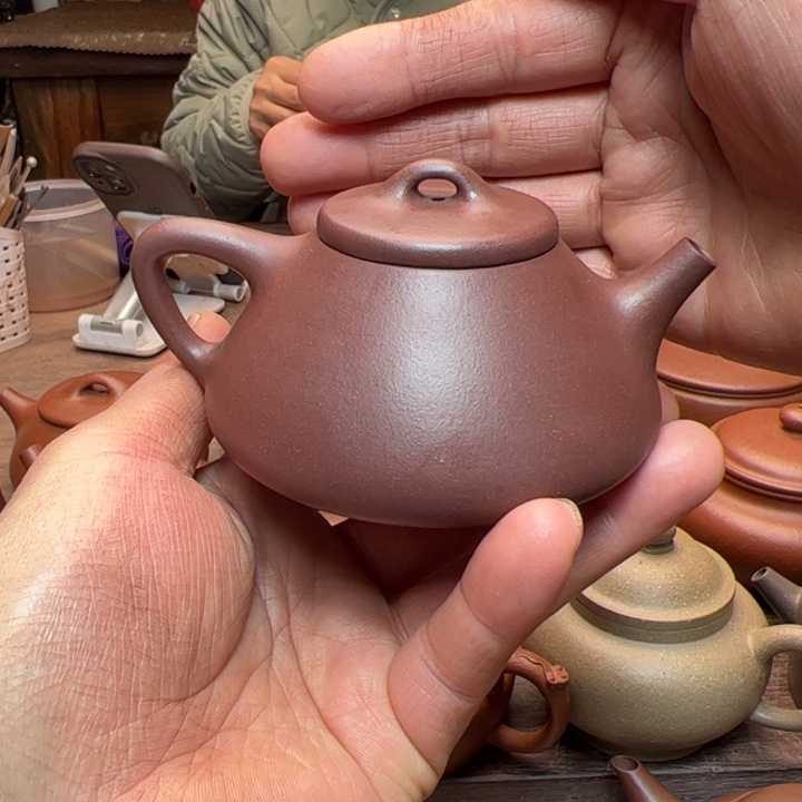 底槽青茶壶底槽清泥半手精工制作子冶石瓢170c c