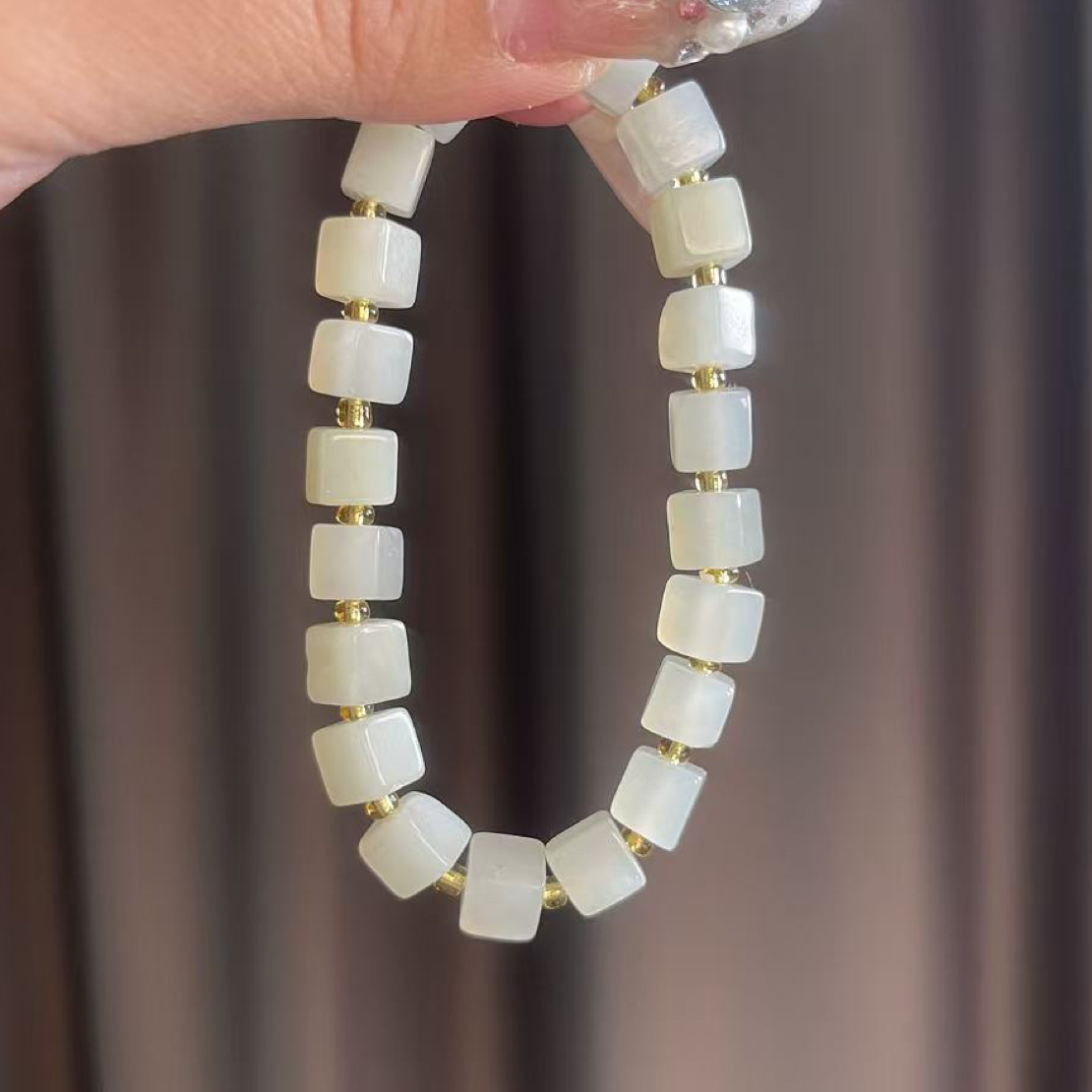 岫玉冰料天然手串