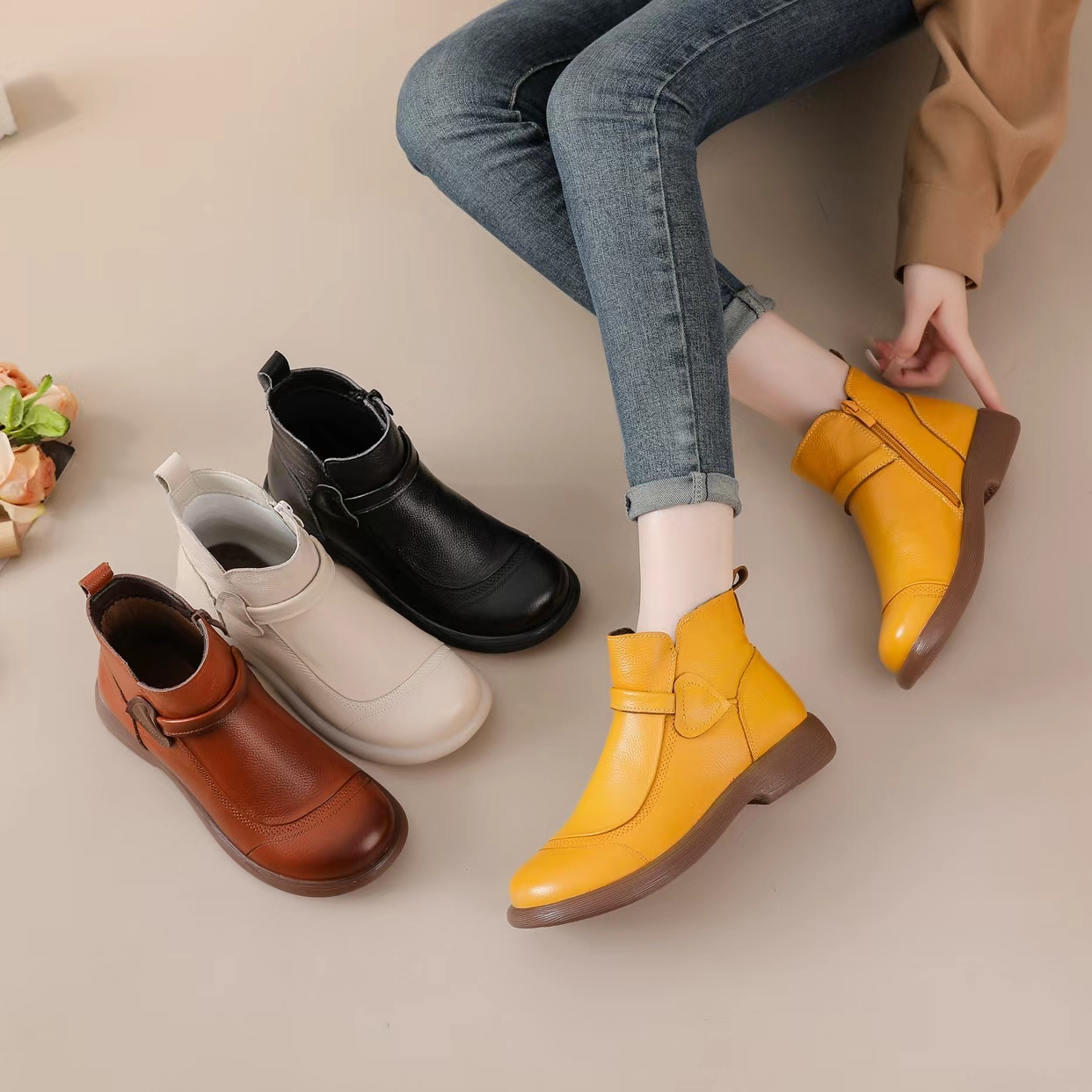 冬季头层牛皮防滑时尚雪地靴厚底英伦百搭平底休闲英伦风复古软底