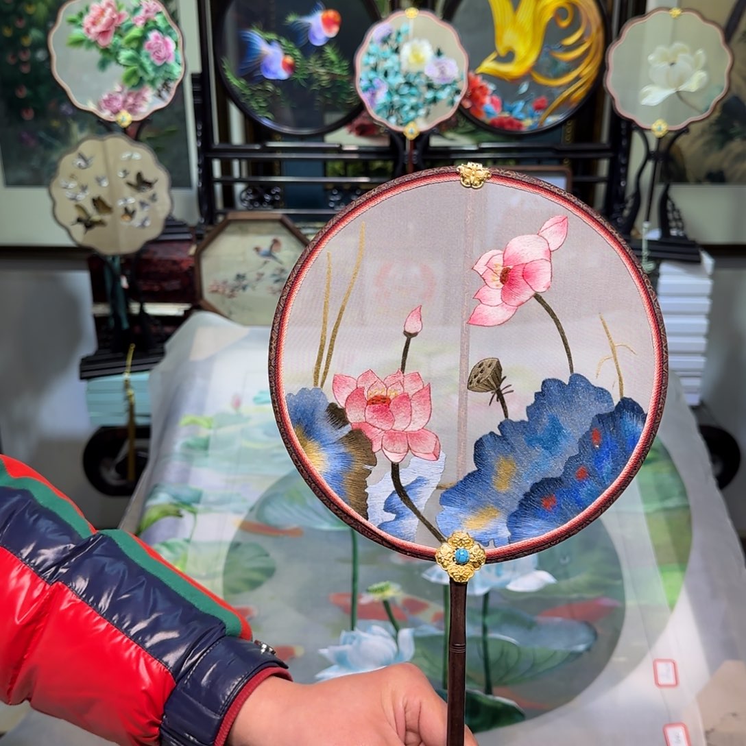 刺绣刺绣工艺精湛