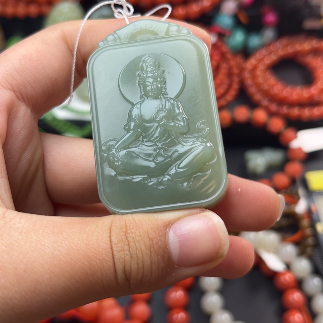 和田玉未镶嵌珠宝奇石