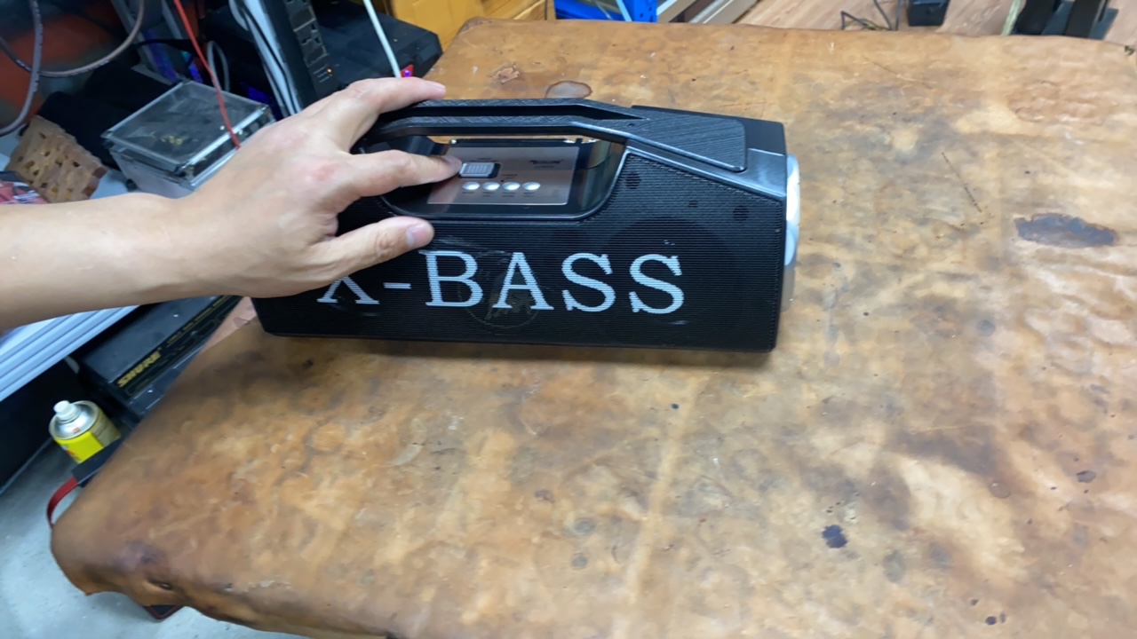 8新  手电筒音响 不支持退换