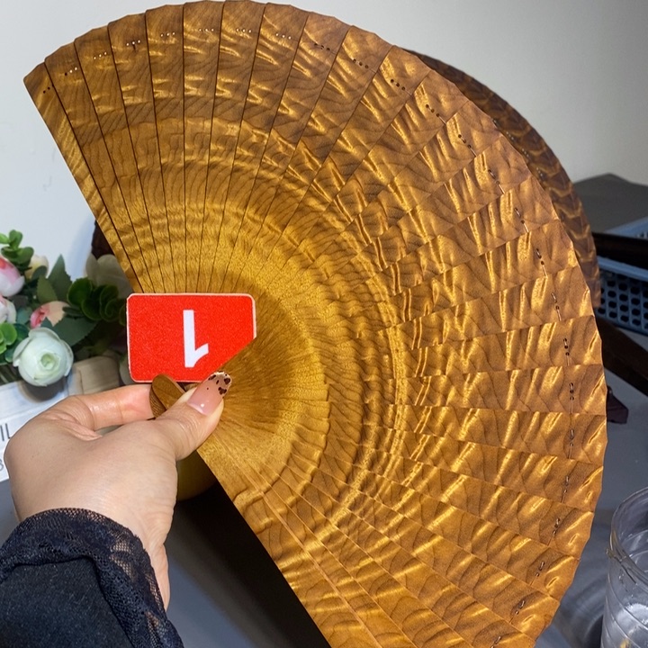 金丝楠清**许金丝楠木扇子