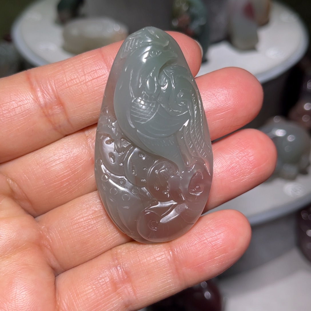 玛瑙/玉髓未镶嵌颈饰吉祥如意